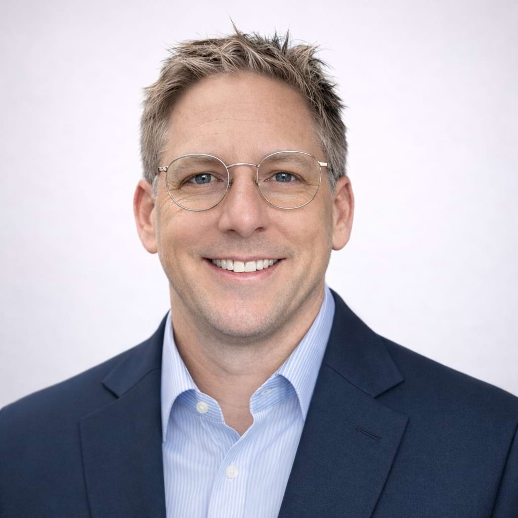 Headshot of Jerry Palmaioli, Director of Sales for Insureon Headshot of Jerry Palmaioli, Director of Sales for Insureon